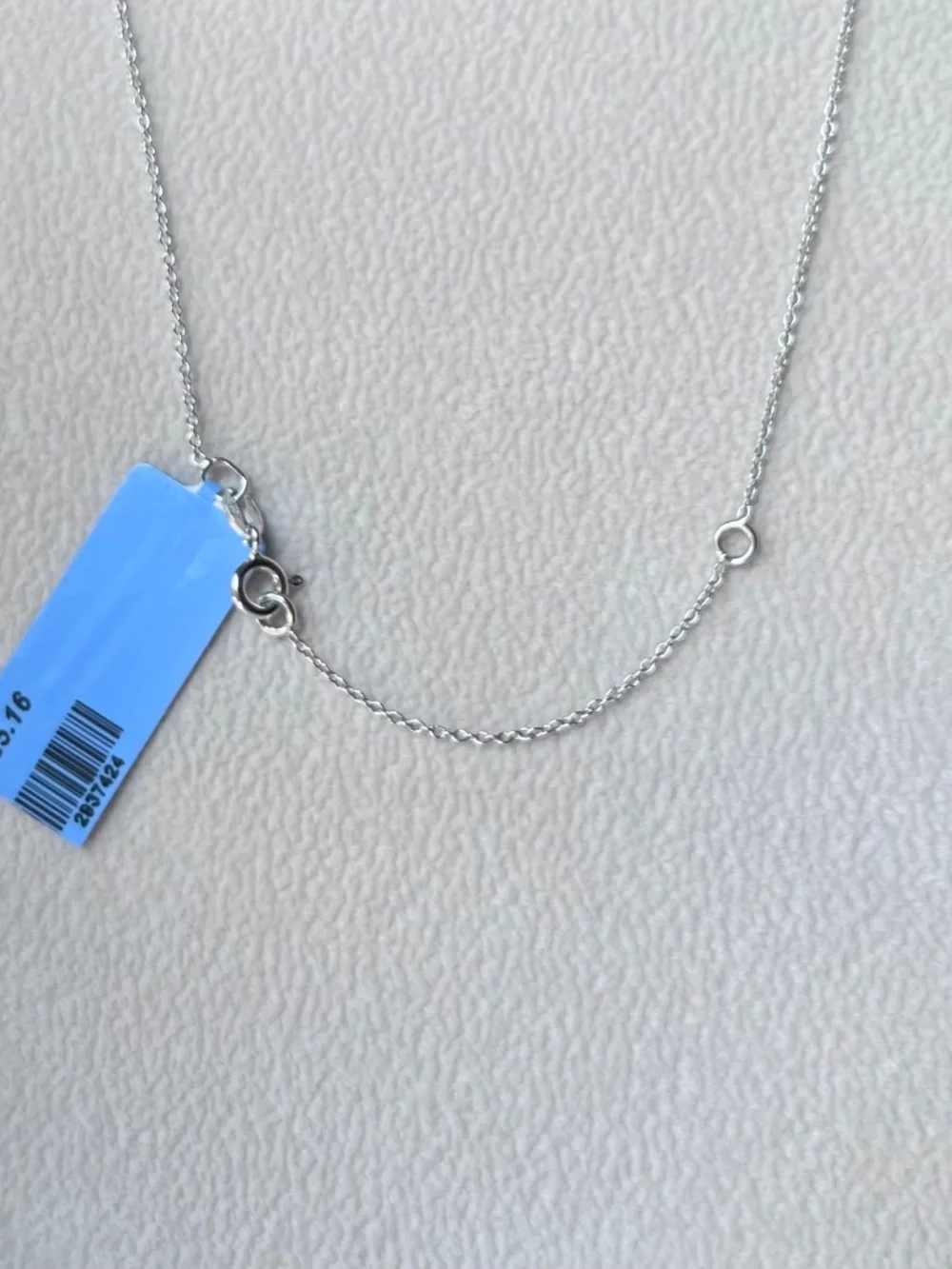 N059 | Natural Diamond Petite Arrow Necklace